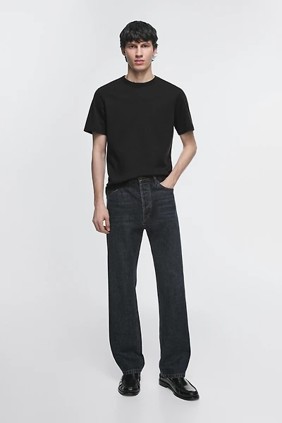 Straight-leg jeans