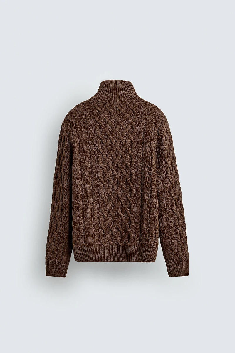 CABLE KNIT HENLEY SWEATER