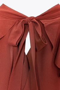 RUFFLED HALTER TOP