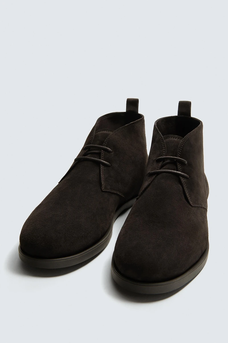 LEATHER BOOTS