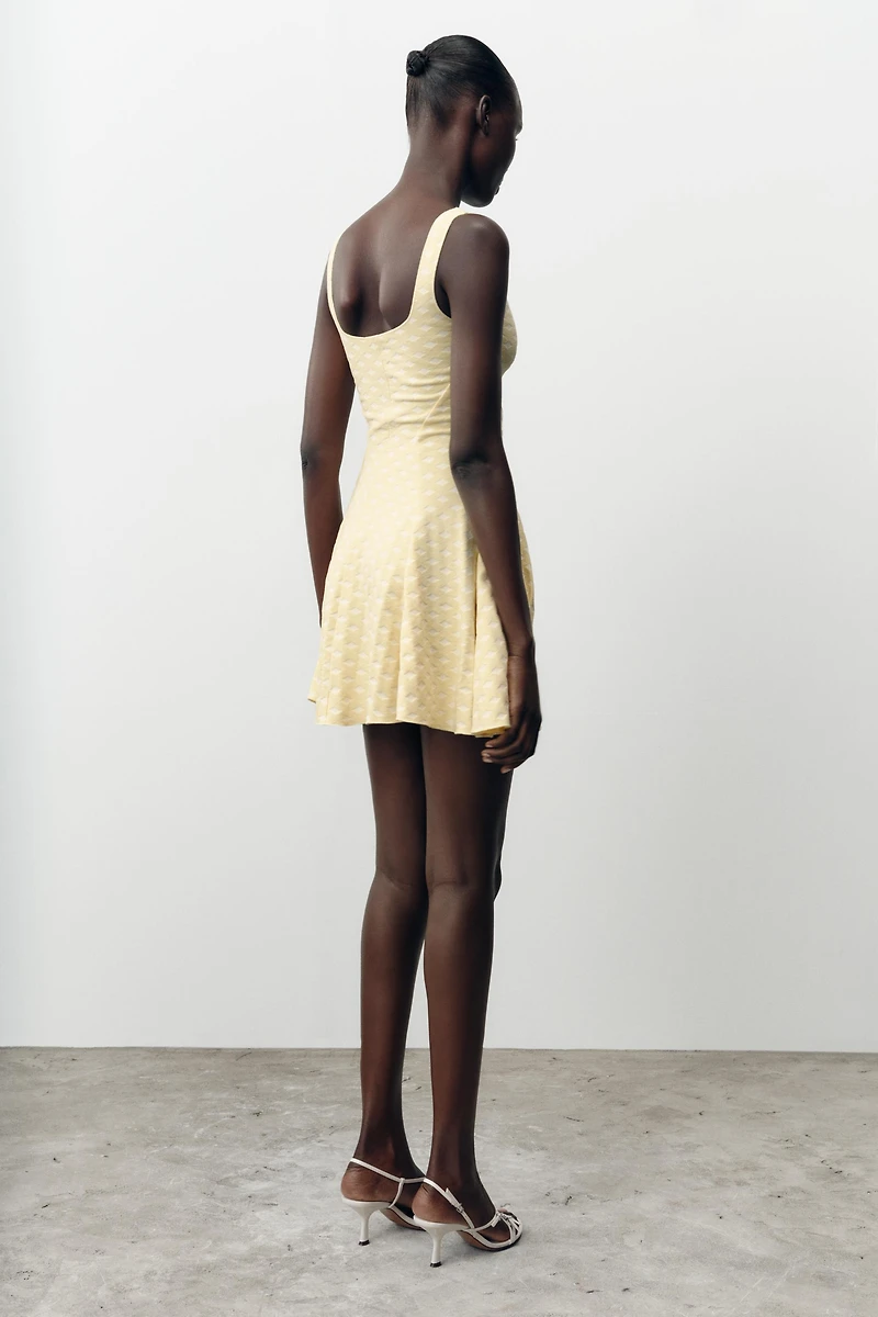 ROBE JACQUARD SKATER STRETCH