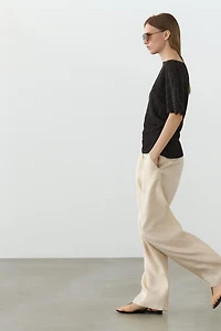 Total look pleated top with striped detail