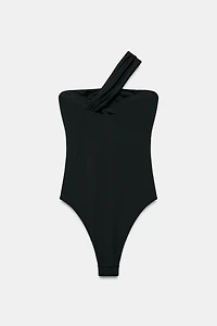 ASYMMETRIC STRAP SWIMSUIT WITH METAL DETAIL