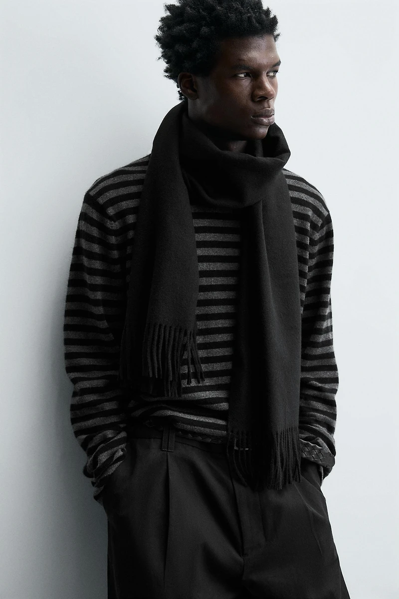 FRINGED SCARF