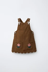 EMBROIDERED FLORAL TWILL PINAFORE