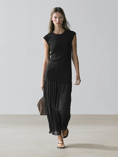Long contrast pleated dress