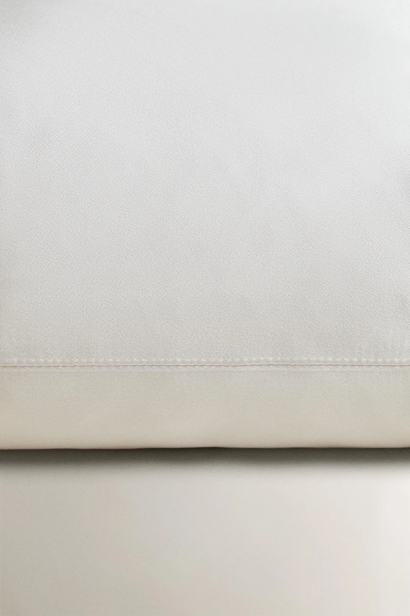 MULBERRY SILK PILLOWCASE