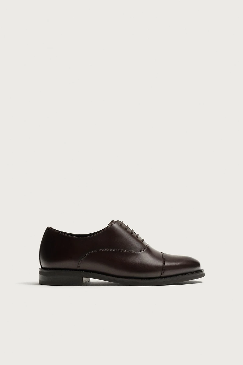 CHAUSSURES CHIC EN CUIR