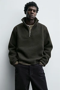 SWEAT STRUCTURÉ COL ZIPPÉ