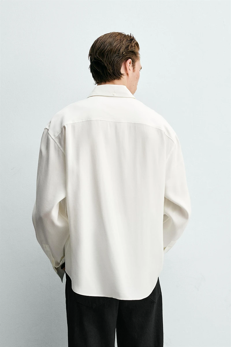 FLOWY SHIRT WITH SHORT TIE