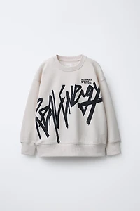 GRAFFITI PRINT SWEATSHIRT