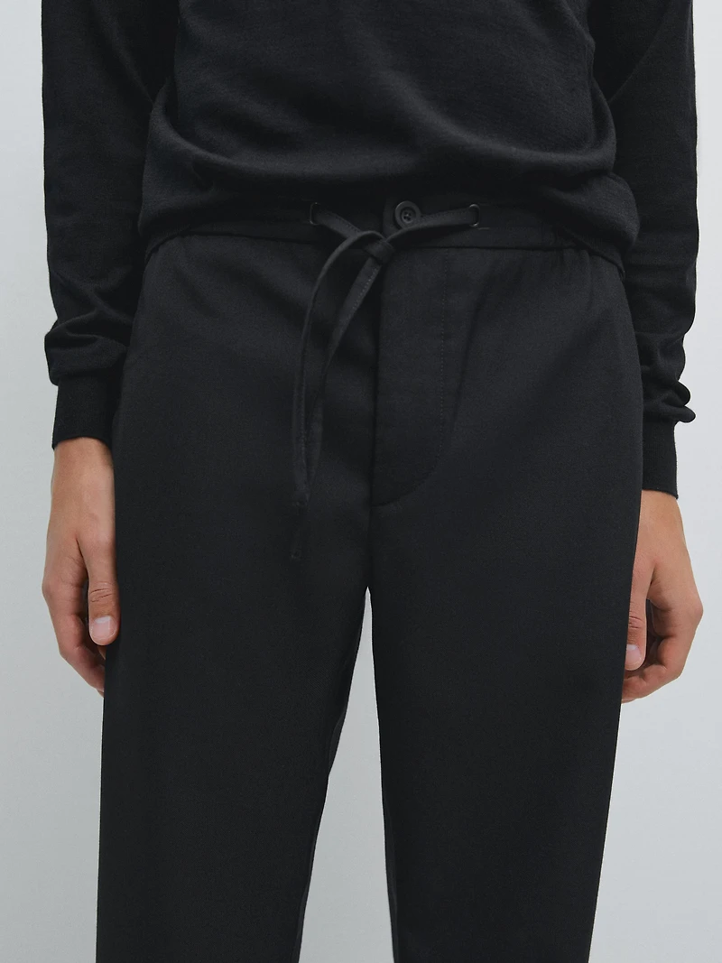 100% cotton jogger fit trousers