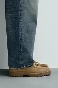 LEATHER SHOES WITH RAISED SEAM