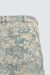 FLORAL PRINT CARPENTER POCKET SHORTS