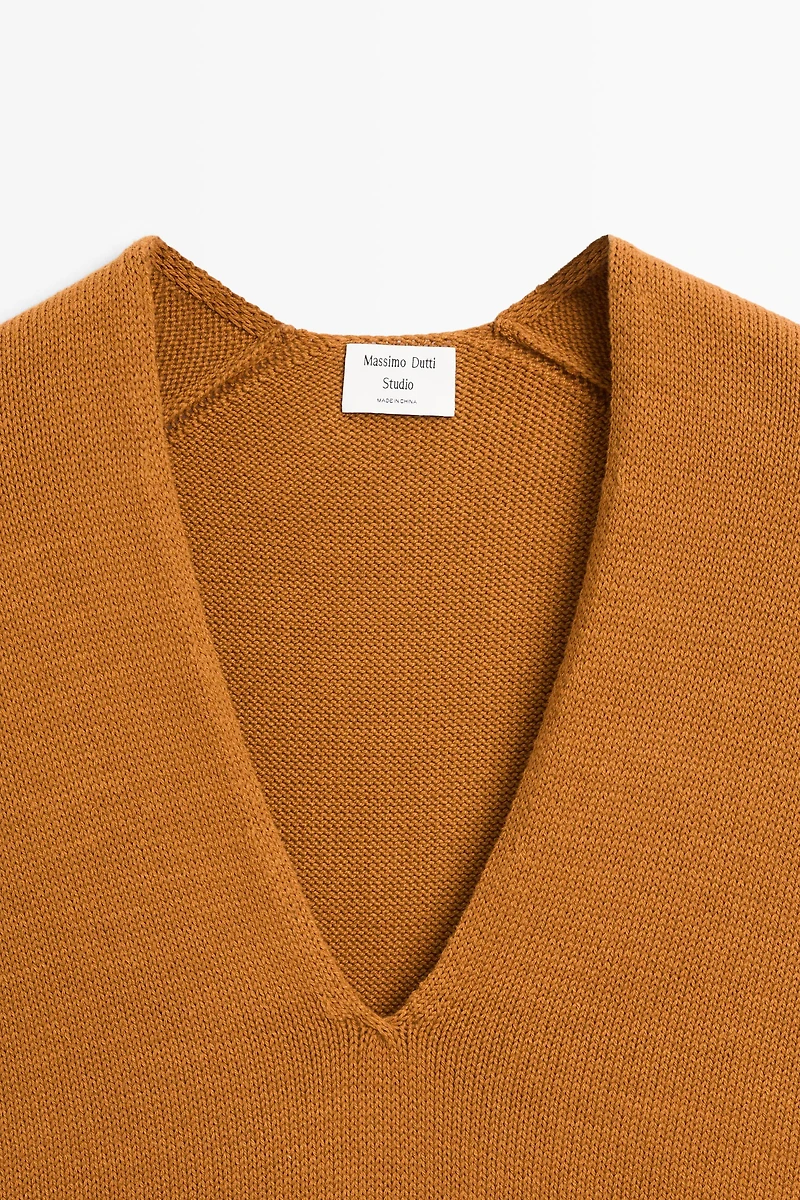 100% Cotton V-Neck Vest - STUDIO