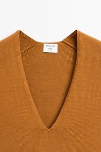100% Cotton V-Neck Vest - STUDIO