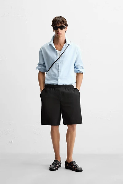 TEXTURED REGULAR FIT SHORTS