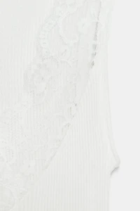 T-SHIRT CÔTELÉ DENTELLE
