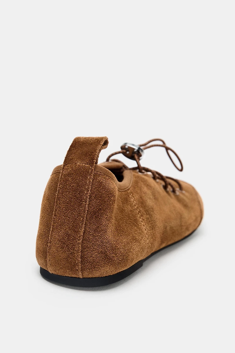 SPORTY SUEDE FLATS