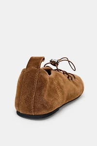 SPORTY SUEDE FLATS