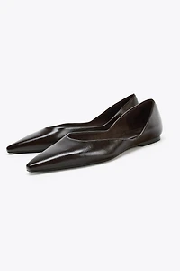 POINTED TOE FLATS