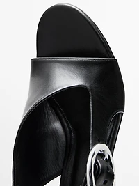 High-heel sandals with buckle