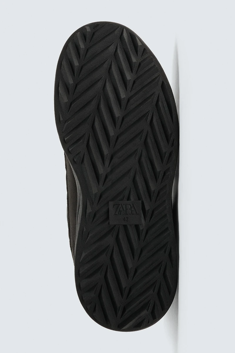 MONOCHROME CHUNKY SNEAKERS