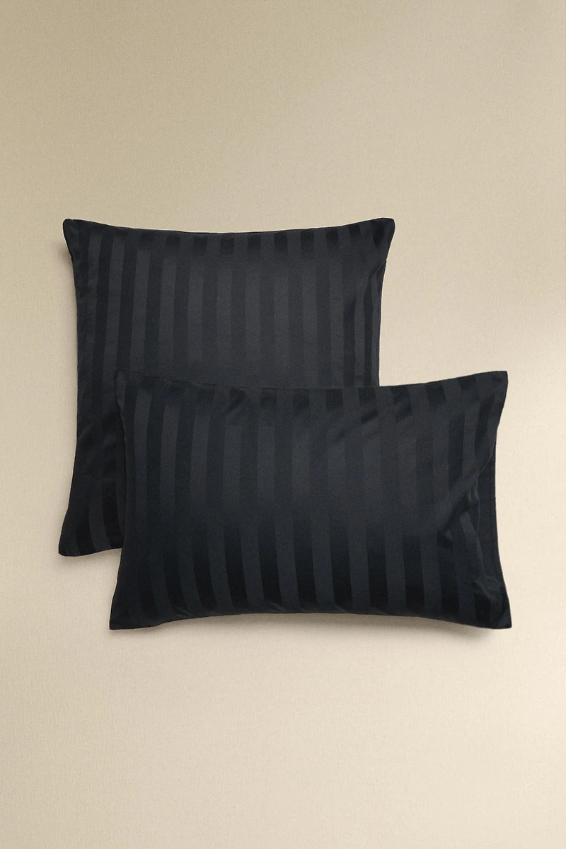 TAIE D’OREILLER SATIN RAYURES (500 FILS)