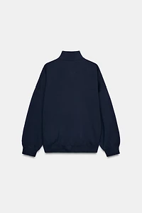 OVERSIZED ZIP-UP SWEATSHIRT
