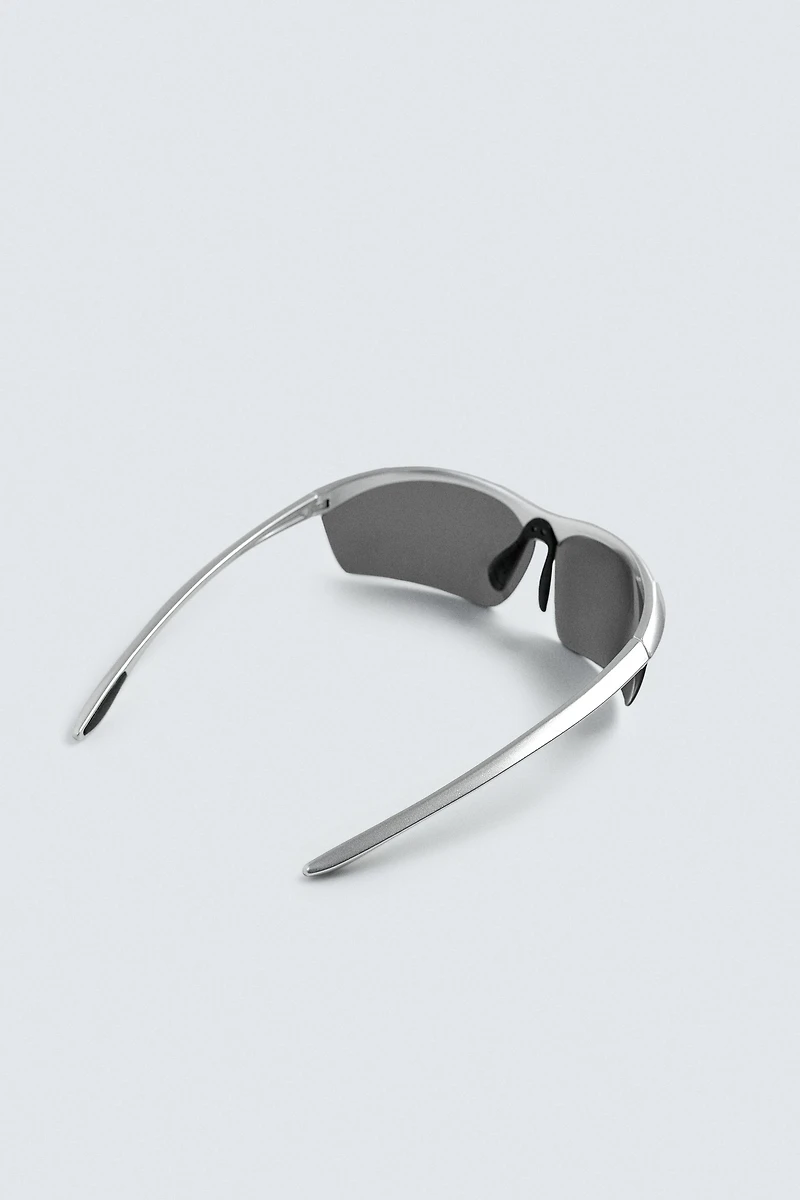 LUNETTES DE SOLEIL LÉGÈRES