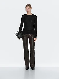 Lightweight t-shirt with collar detail