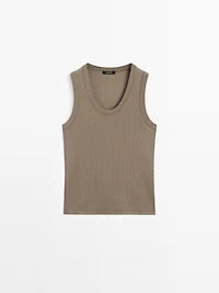 Heavy weight ribbed round neck top