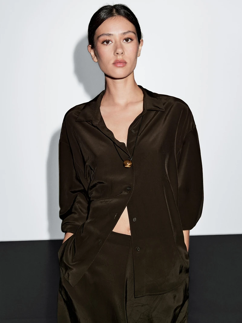 Flowing technical fabric shirt