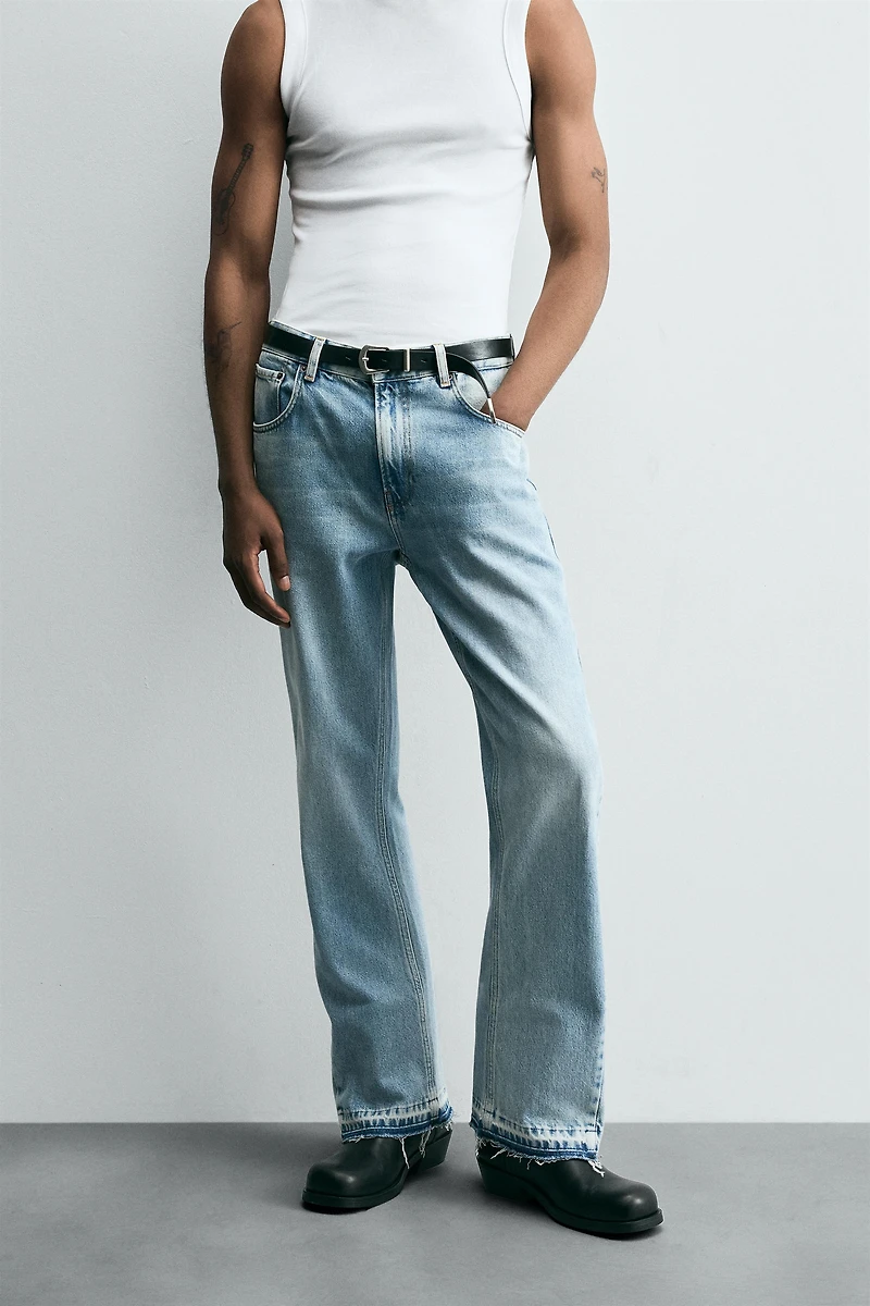 FLARE FIT JEANS