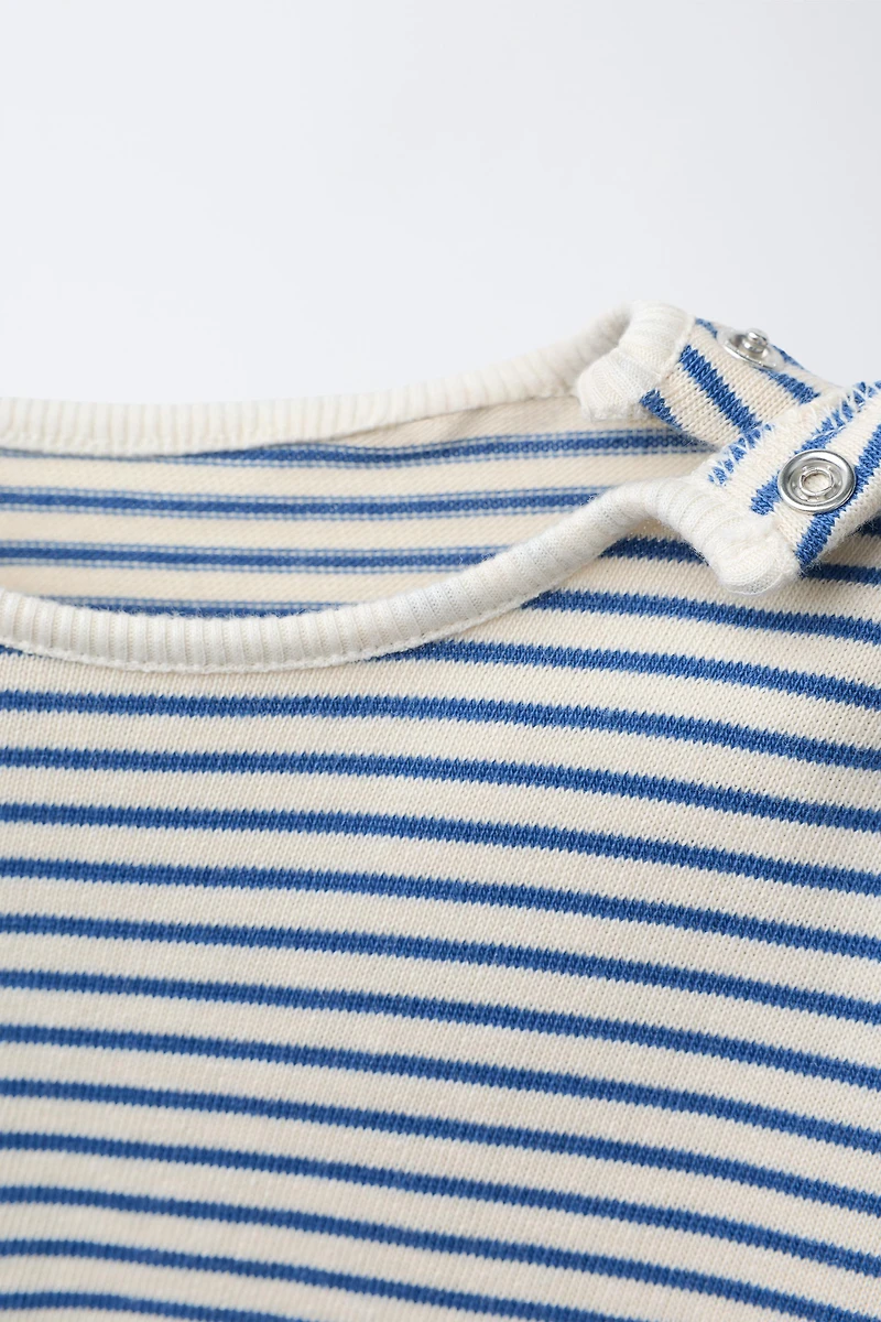 STRIPED T-SHIRT