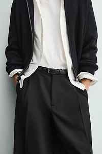 PLEATED WIDE FIT PANTS