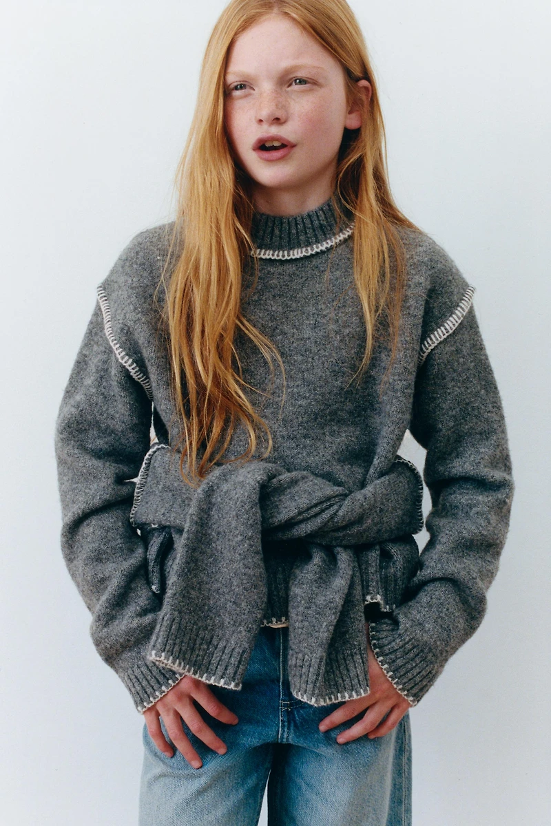 CONTRAST EMBROIDERED KNIT JUMPER