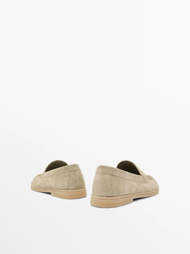 Split leather loafers