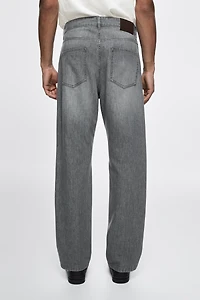 Lightweight straight-leg jeans