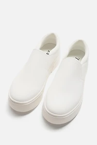 LACELESS SNEAKERS