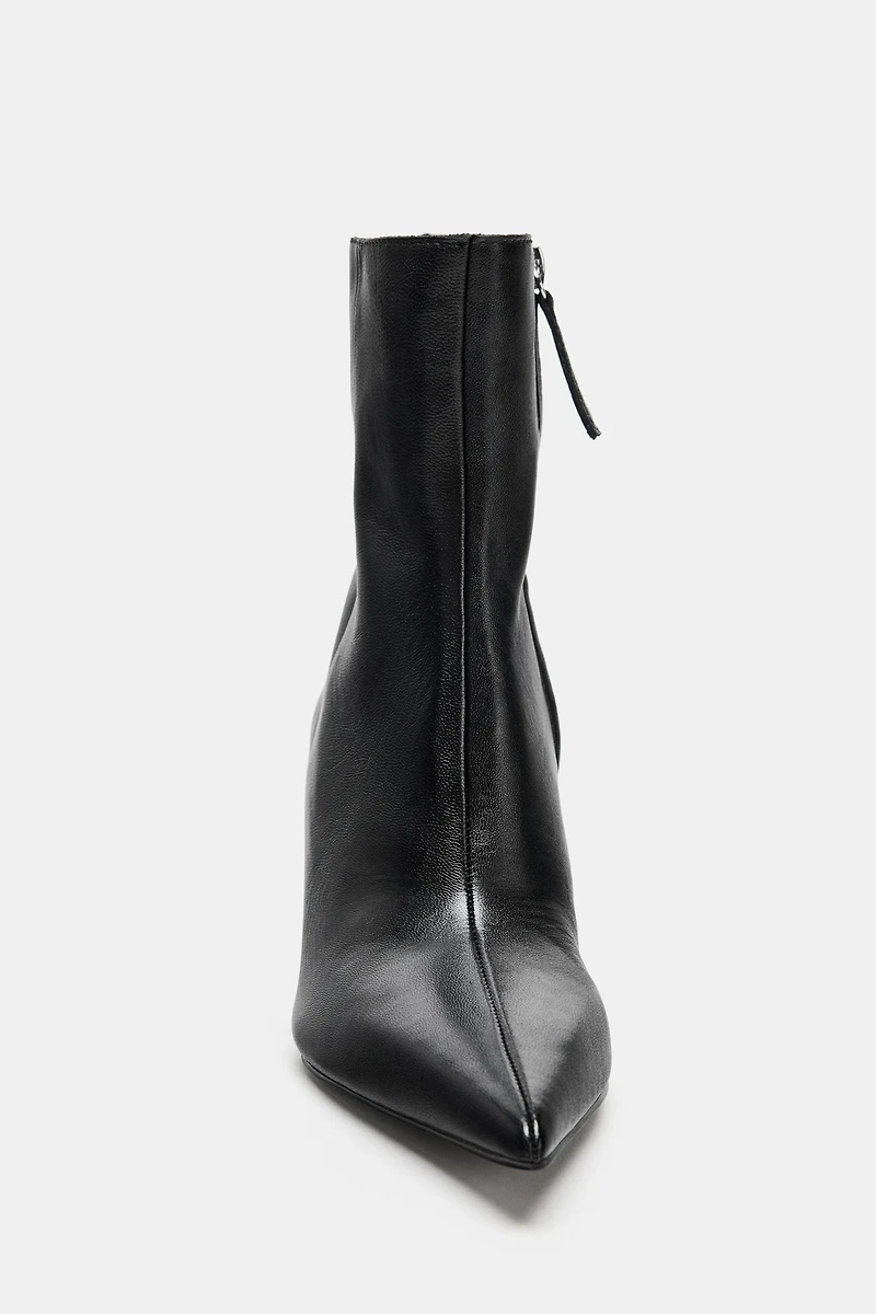 LEATHER HEELED ANKLE BOOTS