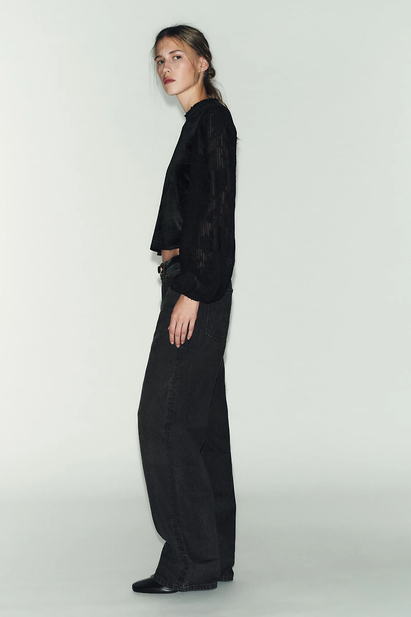 EMBROIDERED VELVET TOP