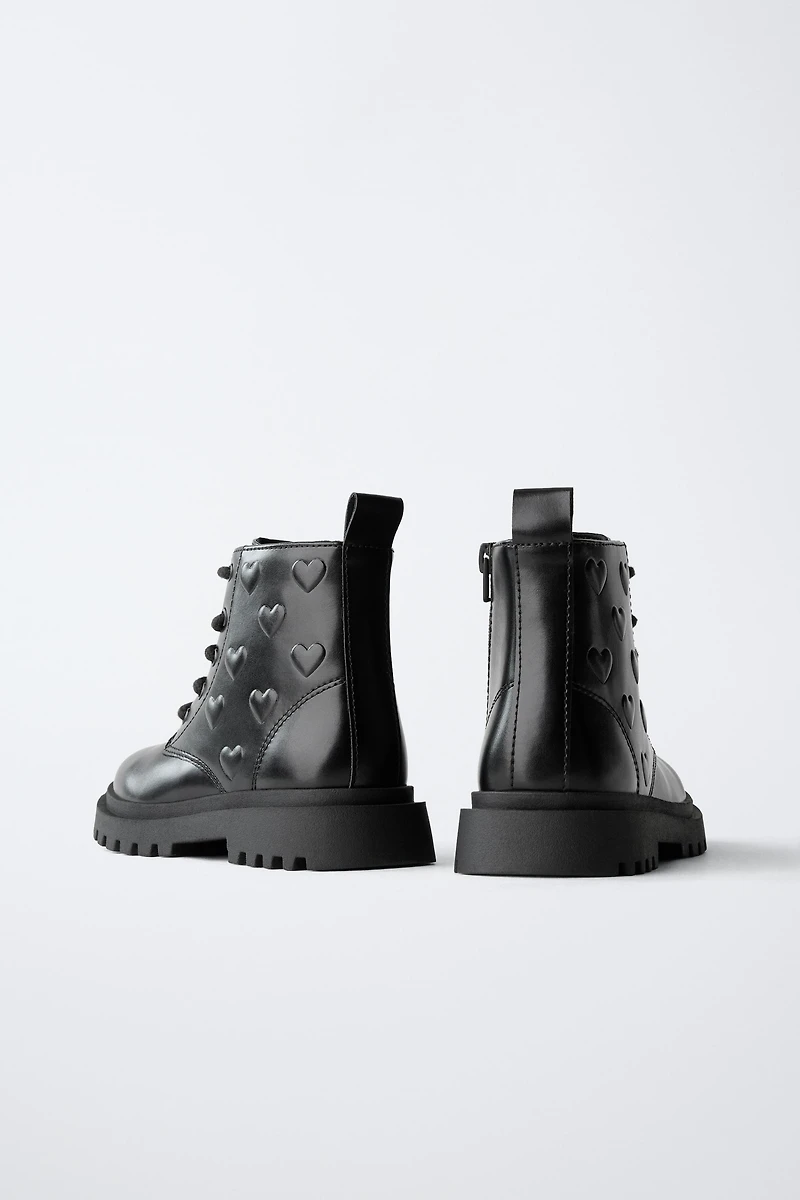 HEART BOOTS