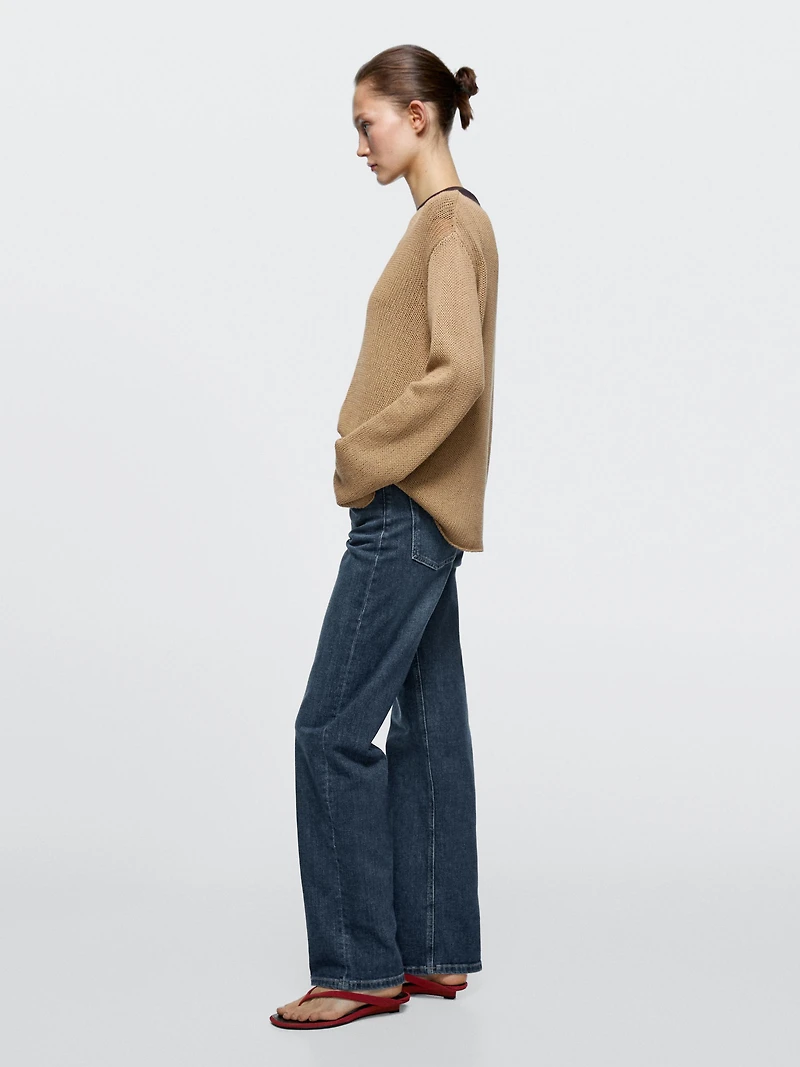 High-waist straight-leg comfort jeans