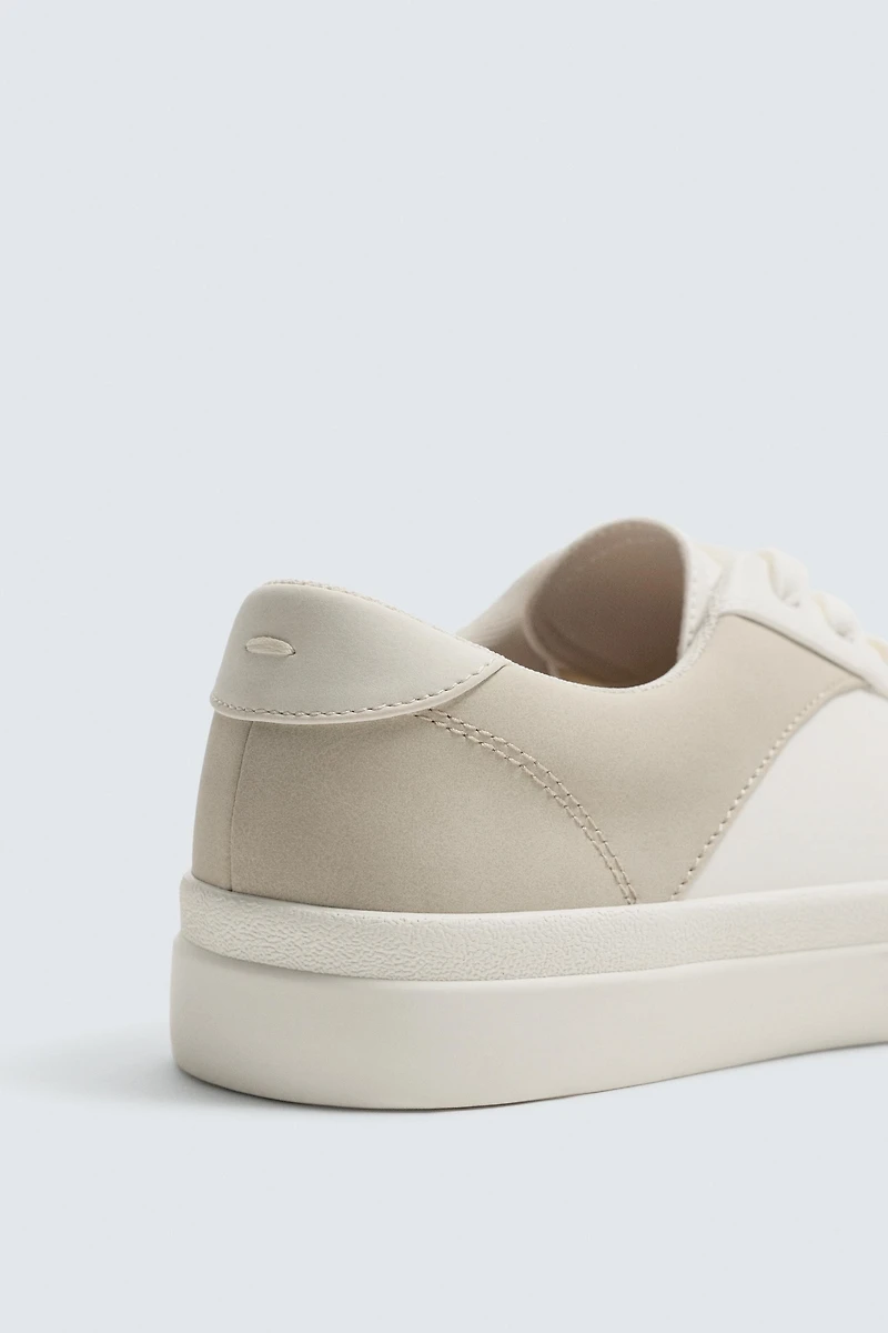 SNEAKERS WITH HEEL DETAIL