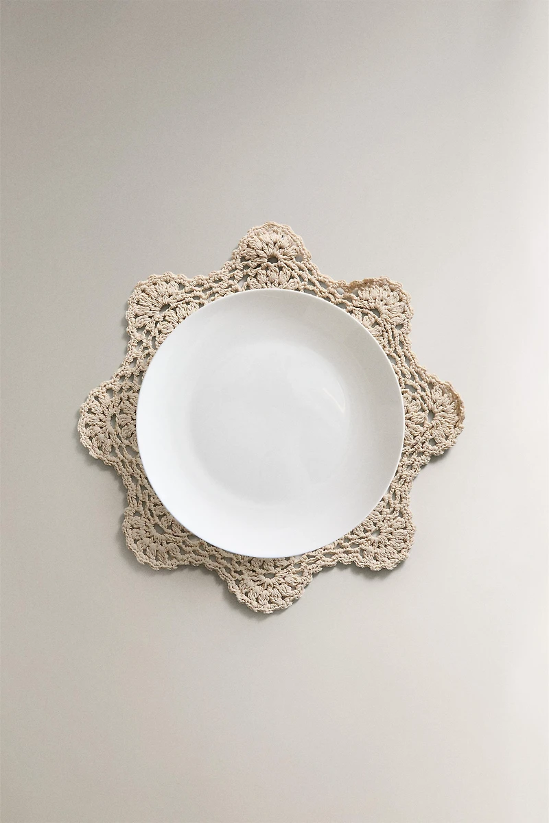 CROCHET PLACEMAT
