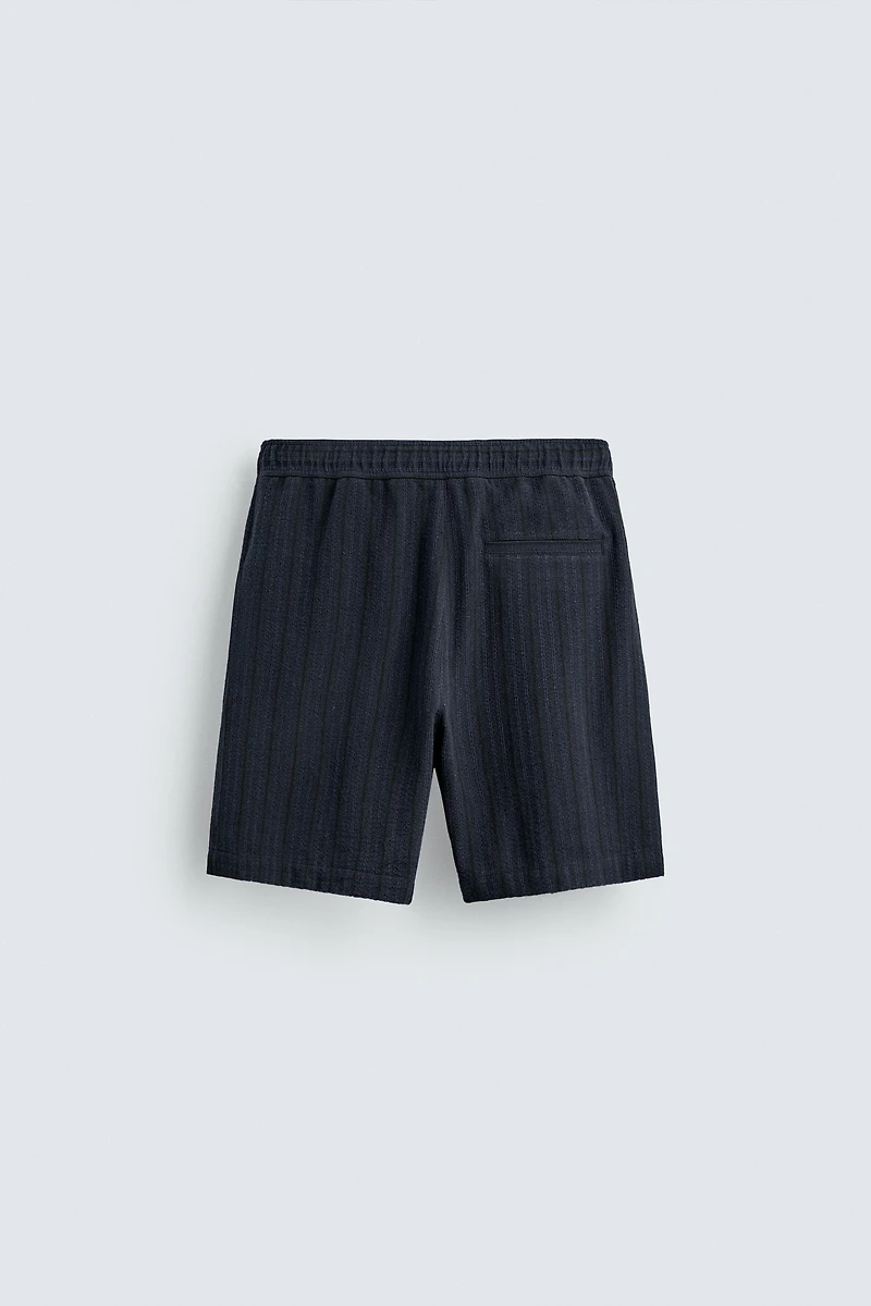 GEOMETRIC JACQUARD SHORTS