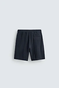 GEOMETRIC JACQUARD SHORTS