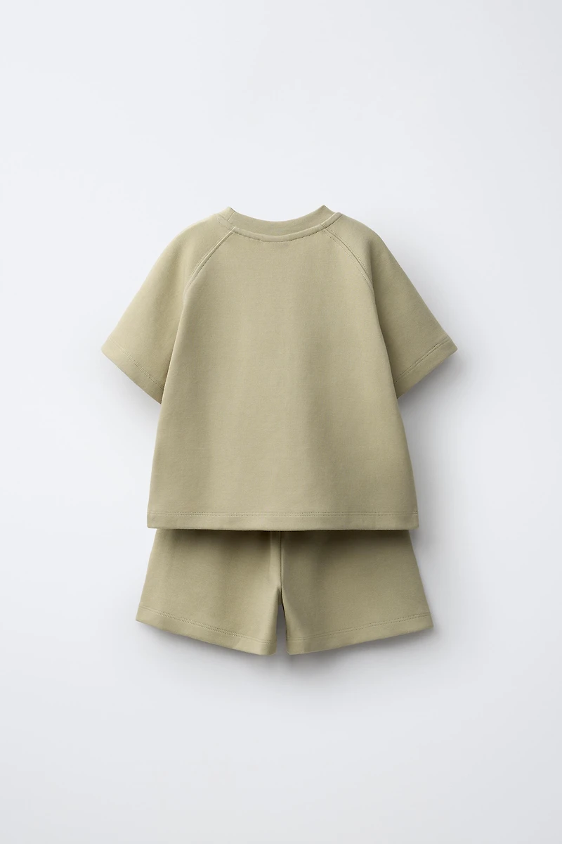 INTERLOCK T-SHIRT AND SHORTS JOGGING SET