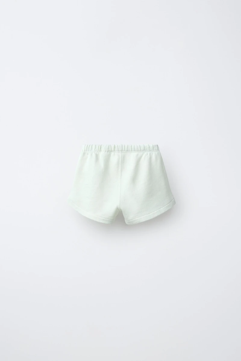 TERRY SHORTS WITH CHICK APPLIQUÉ